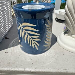 Bath & Body Works Blue and Cream Leaf Candle Holder